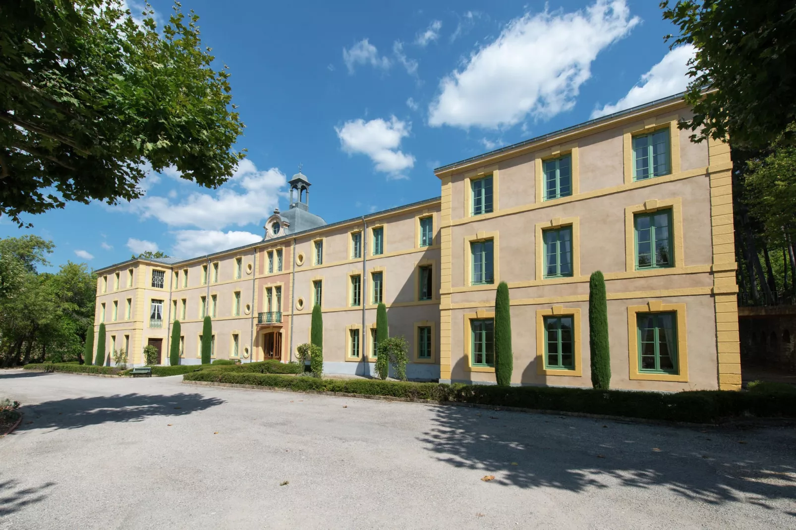 Chateau des Gipières-Exterior summer