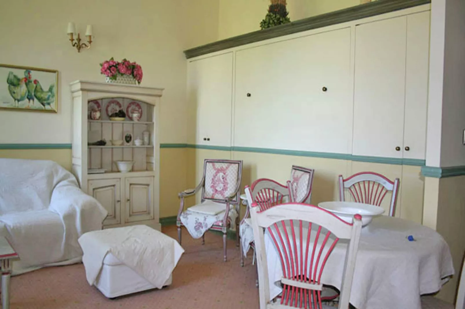Chateau des Gipières-Living room