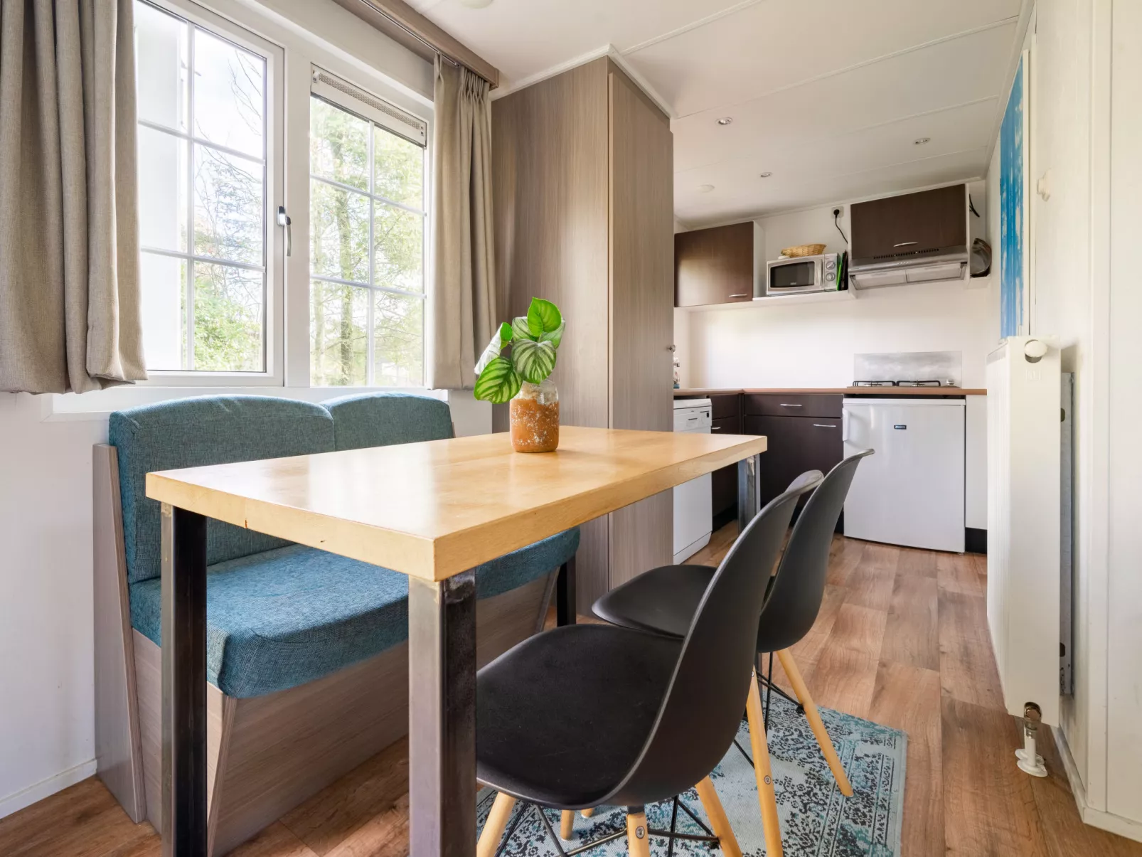 Mobilehome 4-Inside