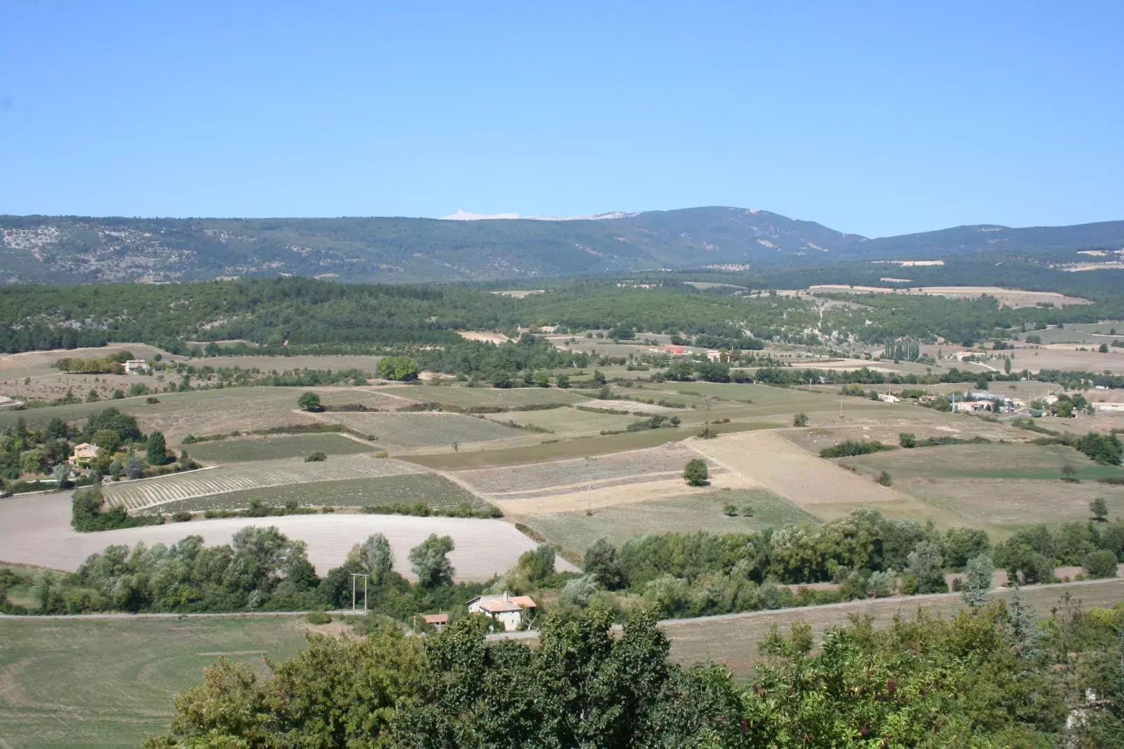 Chateau des Gipières-Areas summer 20km