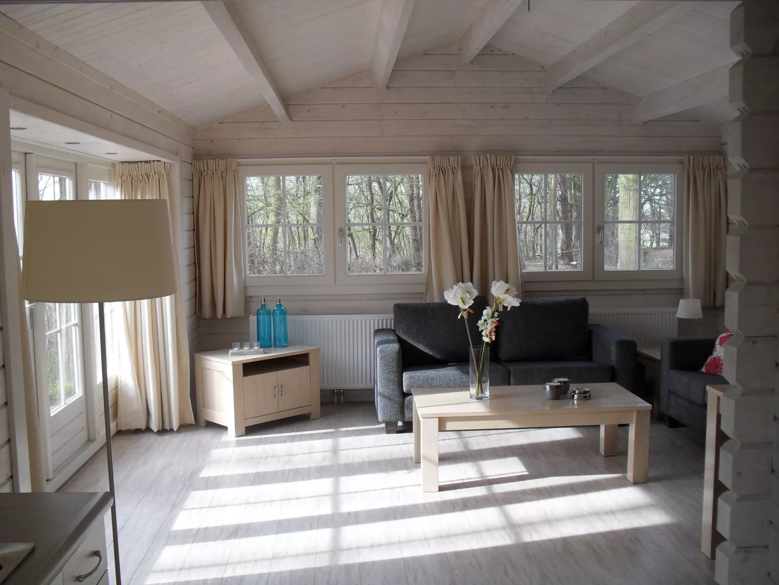 Fins Chalet 4-Inside