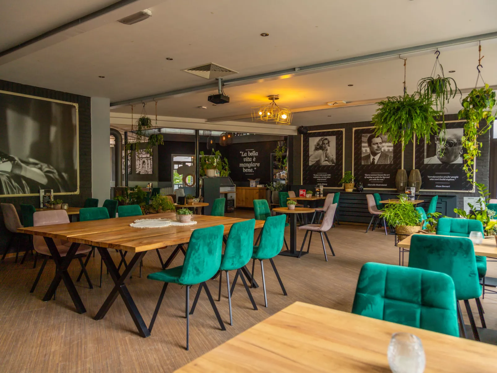 Fins Chalet 4-Inside