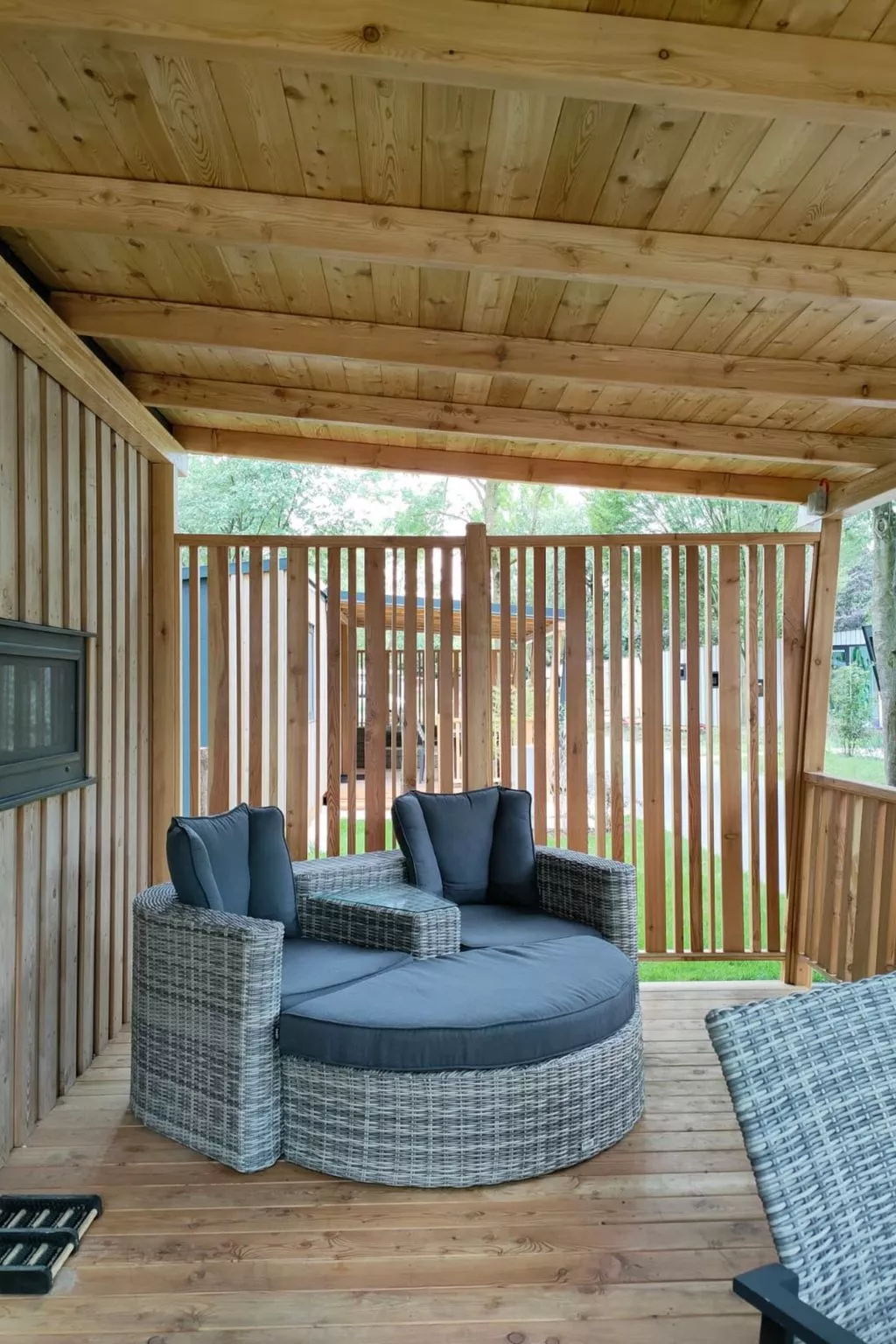 Cottage 4-Outside