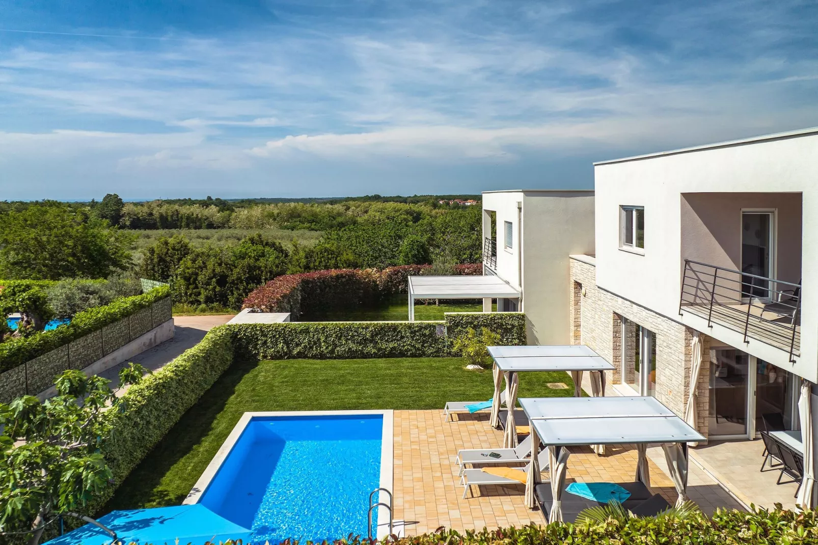 Villa Sky Dream-Exterior summer