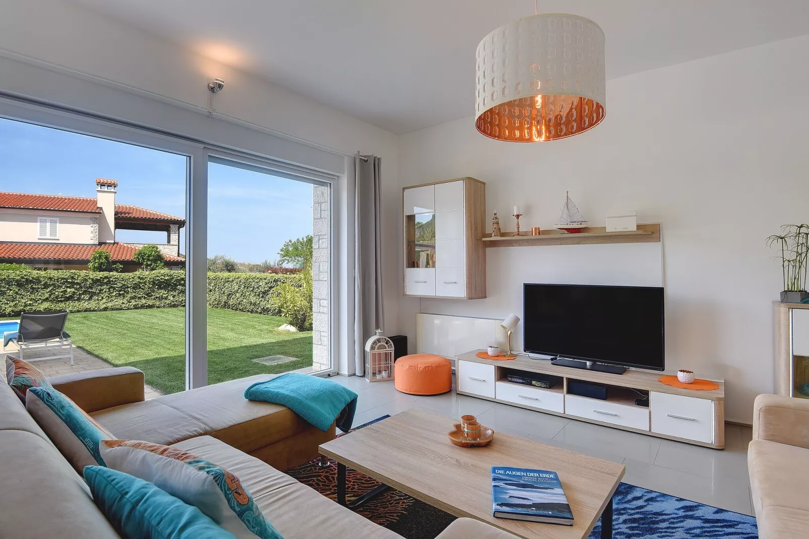 Villa Sky Dream-Living room