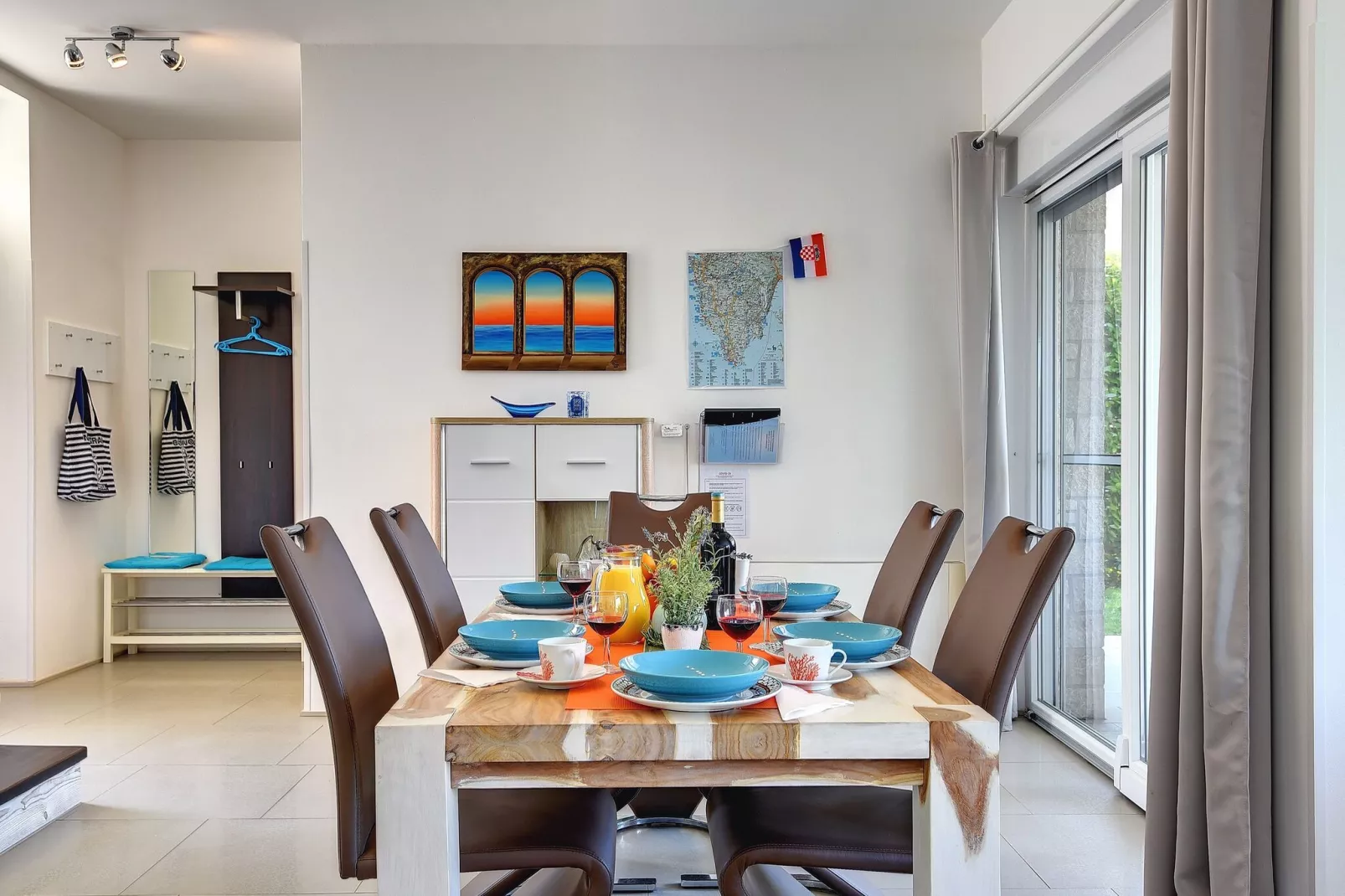 Villa Sky Dream-Dining room