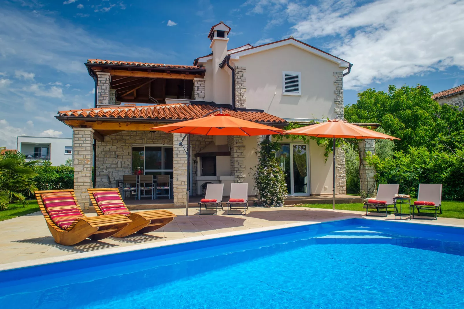 Villa Sunset-Exterior summer
