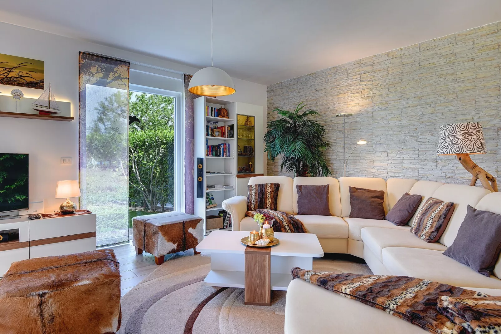 Villa Sunset-Living room