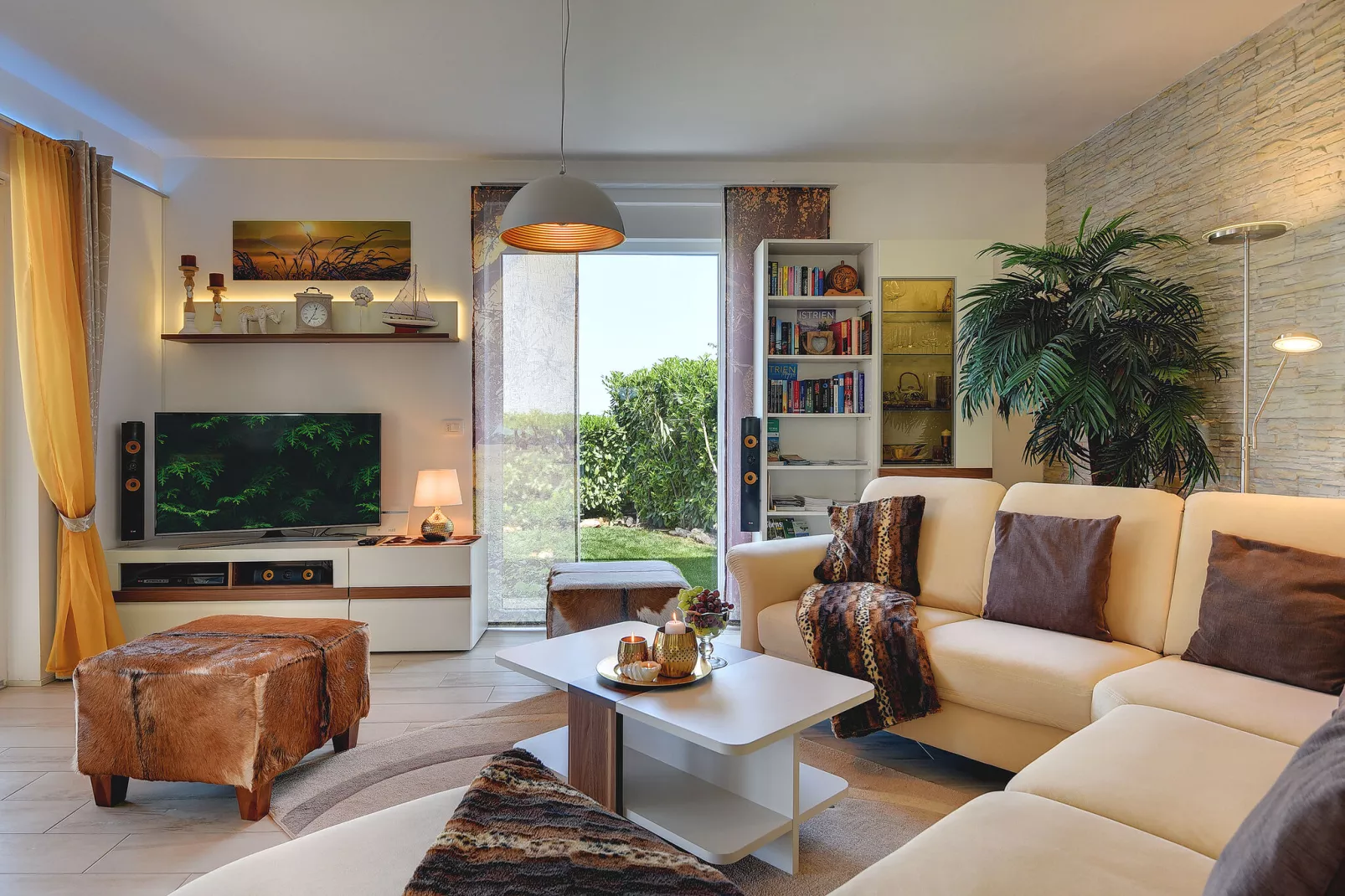Villa Sunset-Living room