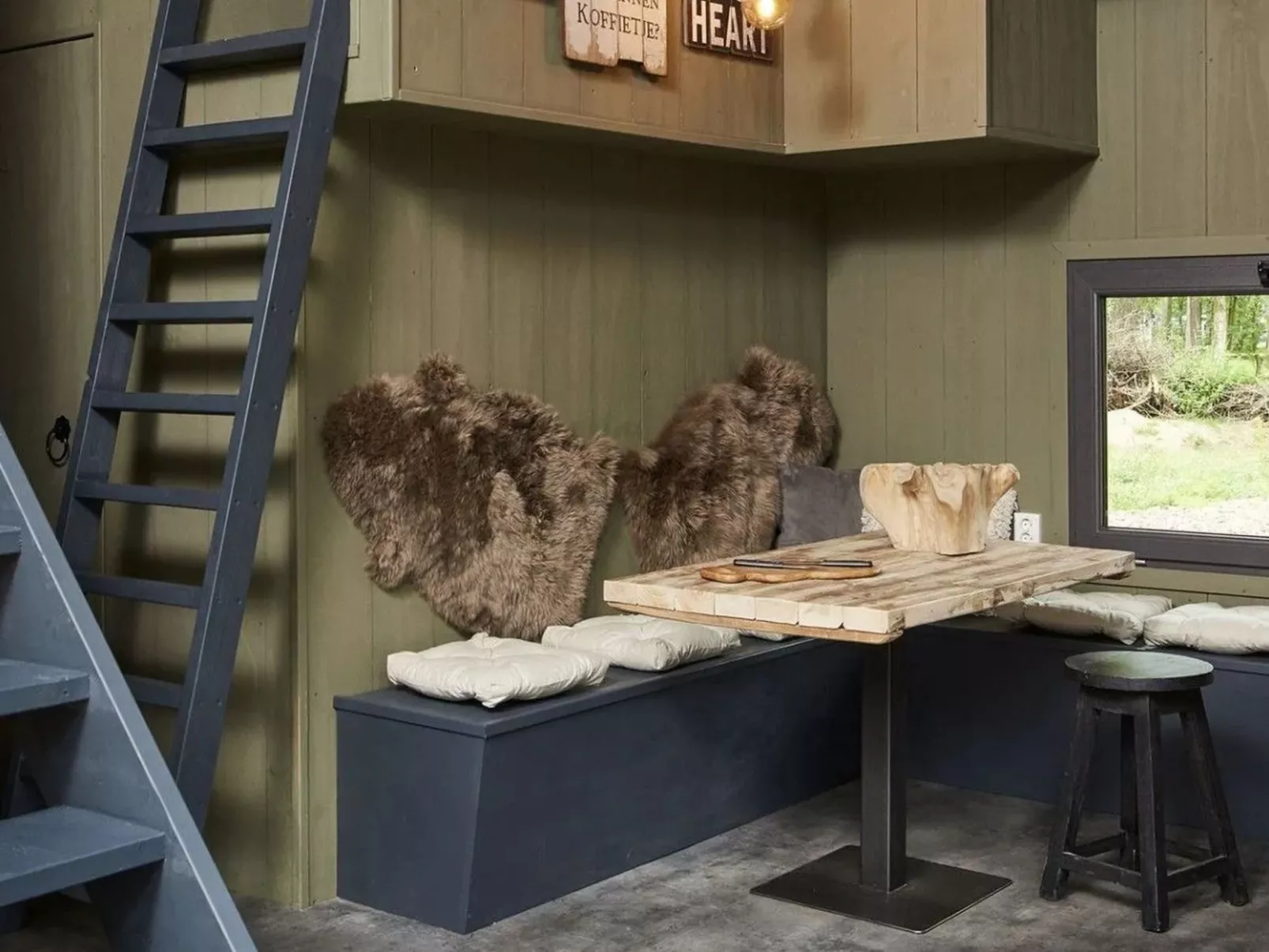 Tiny House 4-Inside