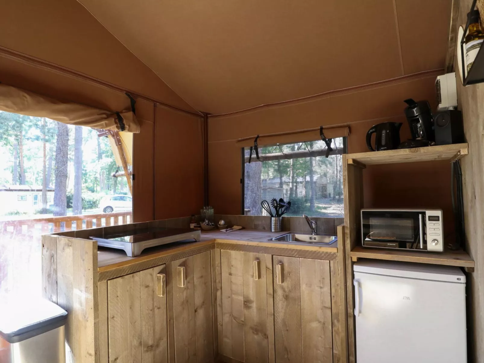 Lodgetent 5-Inside