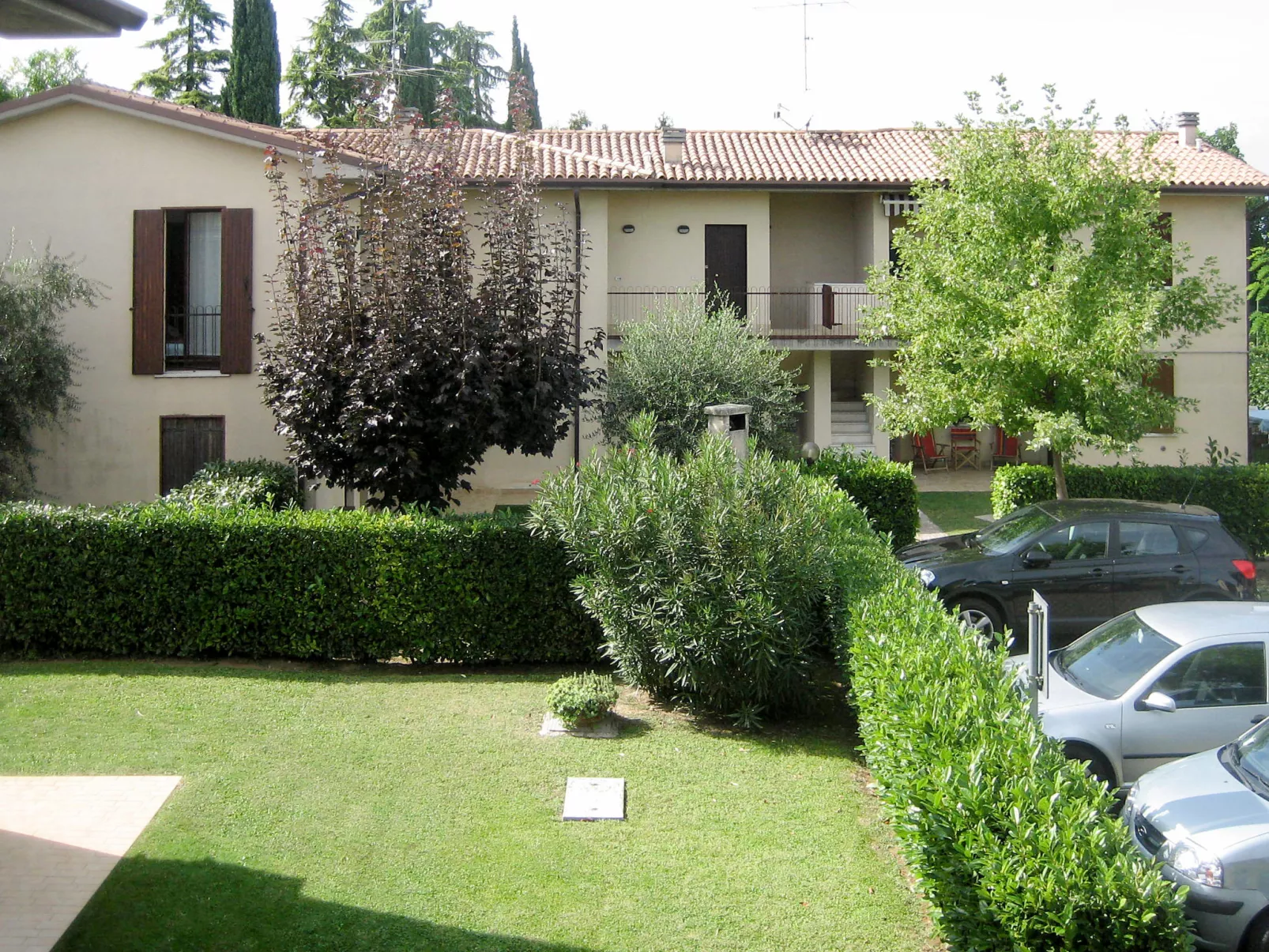 Sole del Garda-Outside