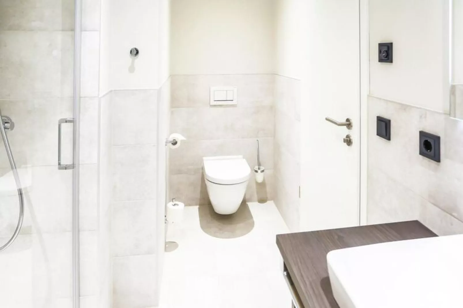Apartments im MAREMÜRITZ Yachthafen Resort & Spa / Fortuna Suite Landseite 3 Personen-Bathroom