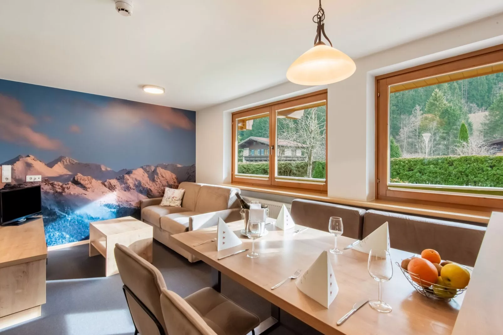 Appartement Zillertal Alpen B-Dining room