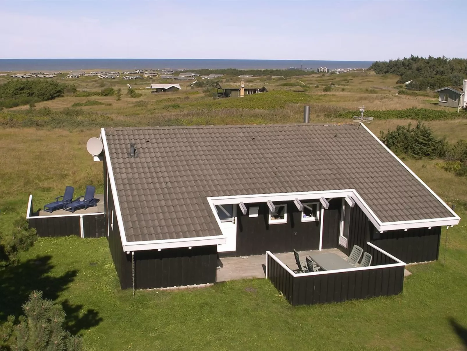 "Merete" - 900m from the sea-Outside