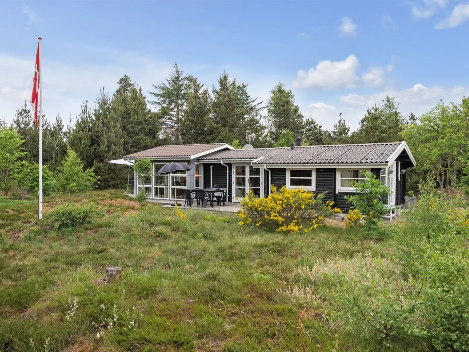 "Florense" - 2.5km from the sea-Outside