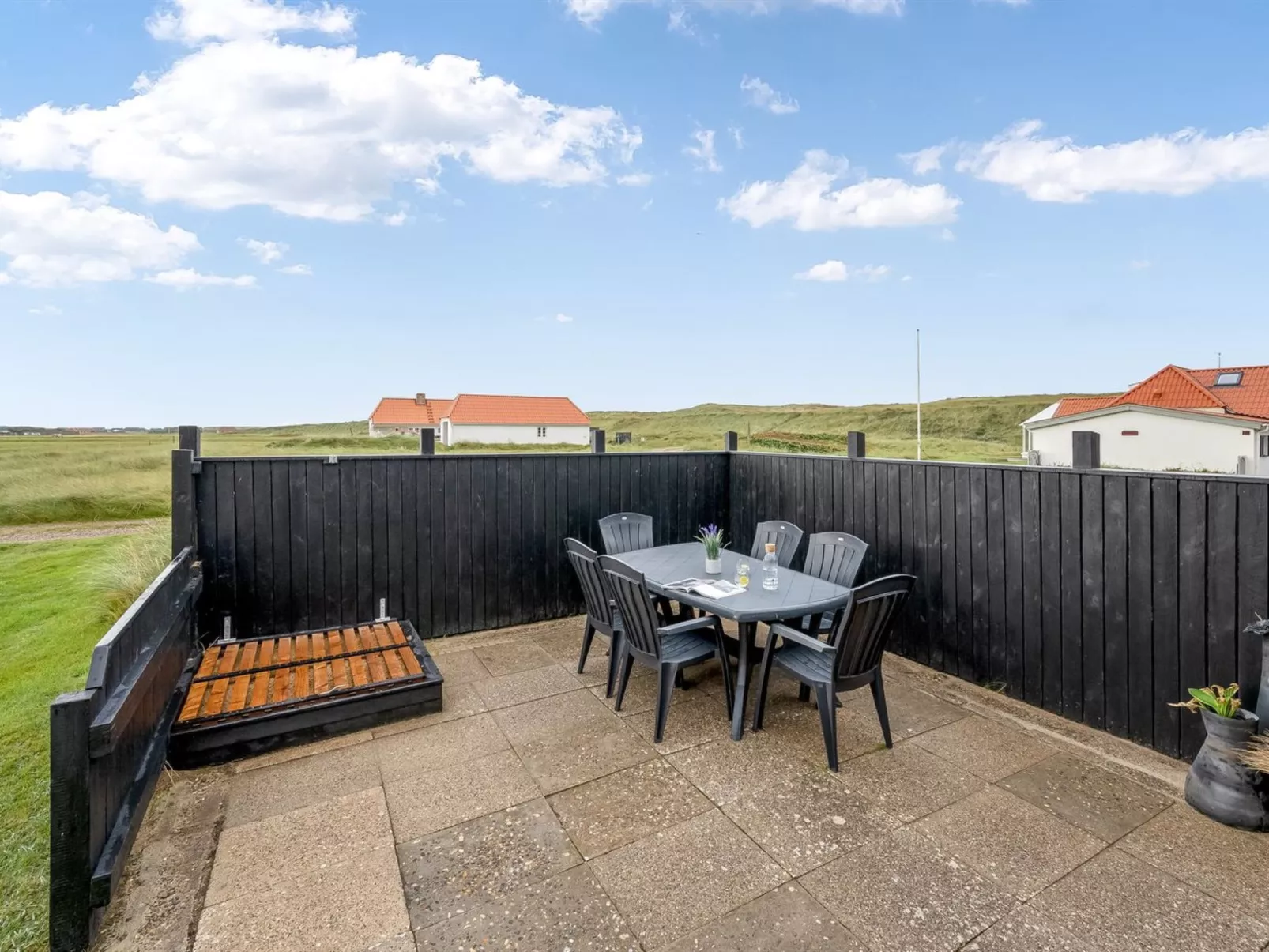"Dietlinde" - 100m from the sea-Outside