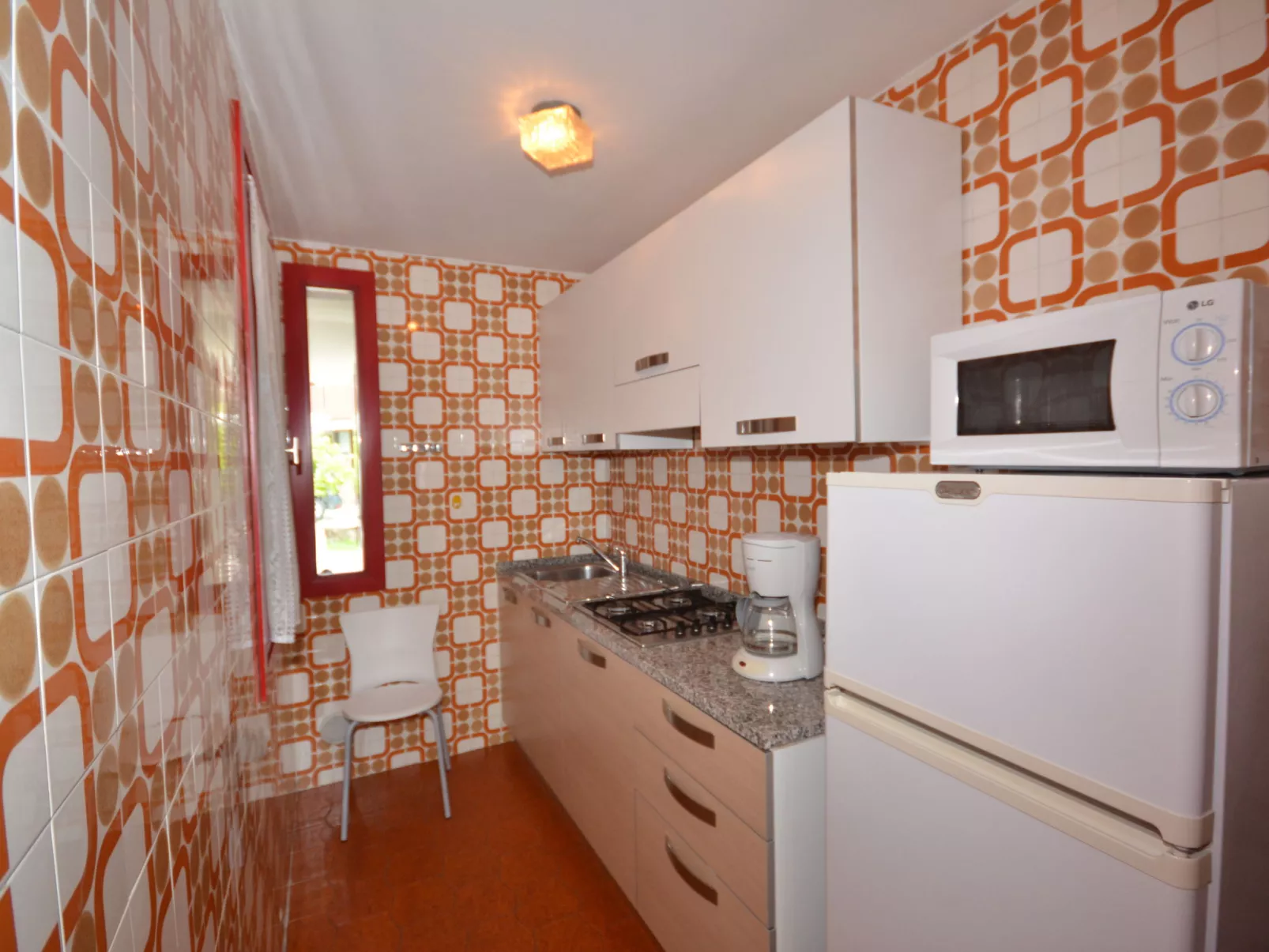 Holiday Village-Inside