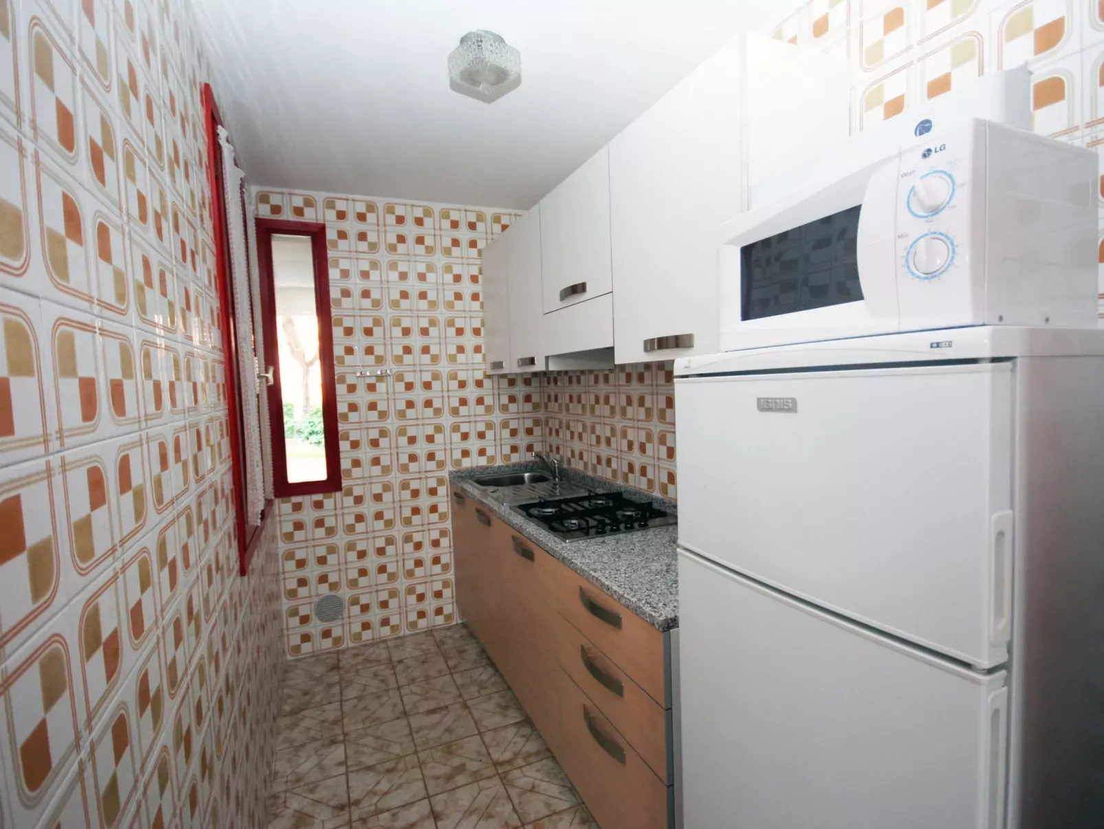 Holiday Village-Inside