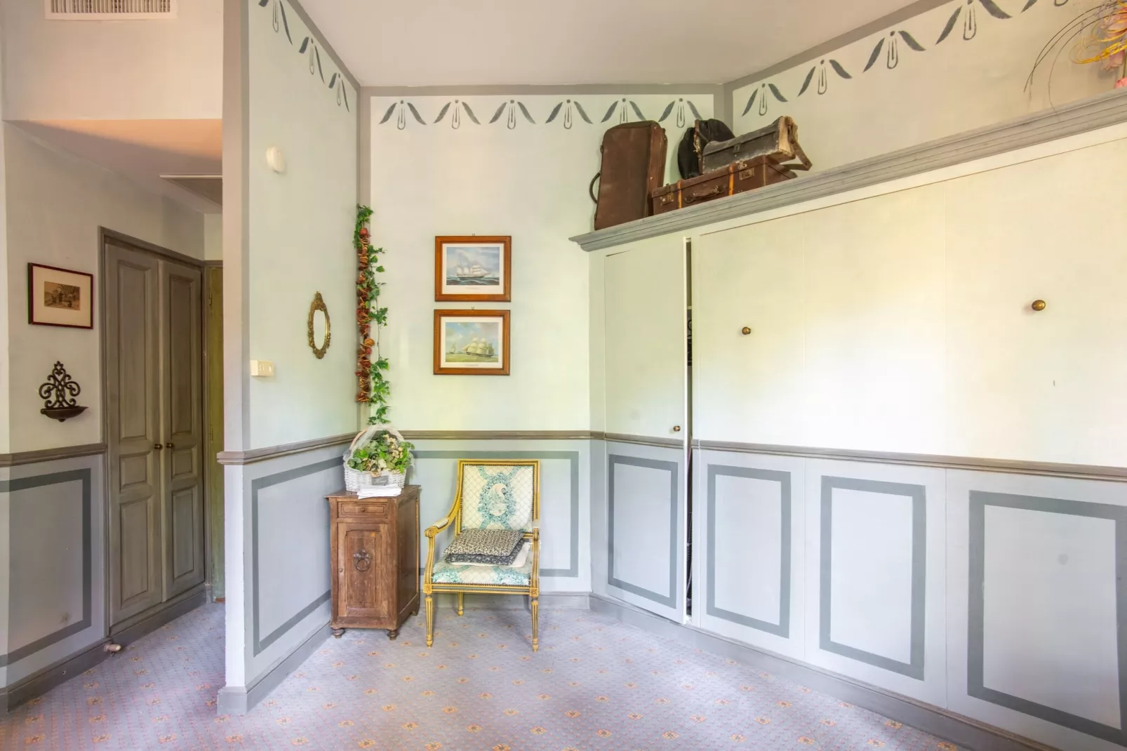 Au château près du Ventoux I-Living room