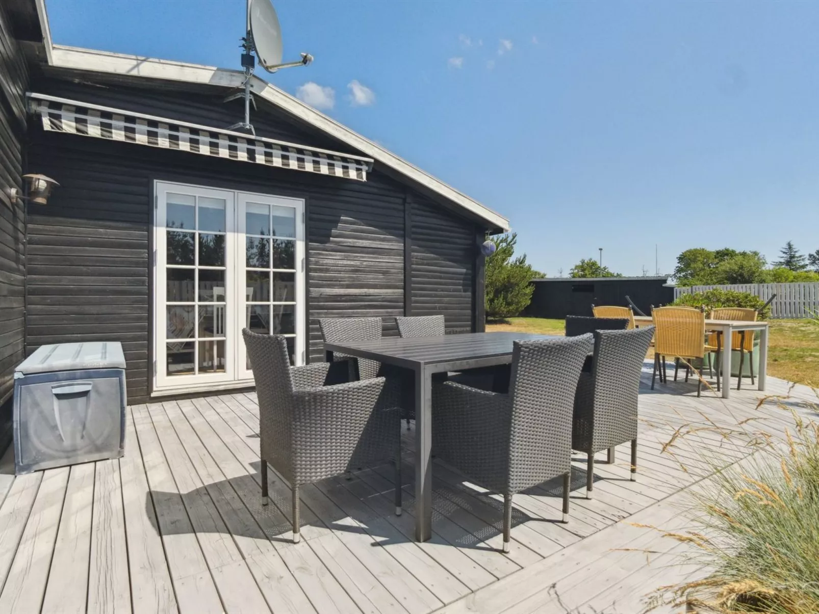 "Haidi" - 300m from the sea-Draußen