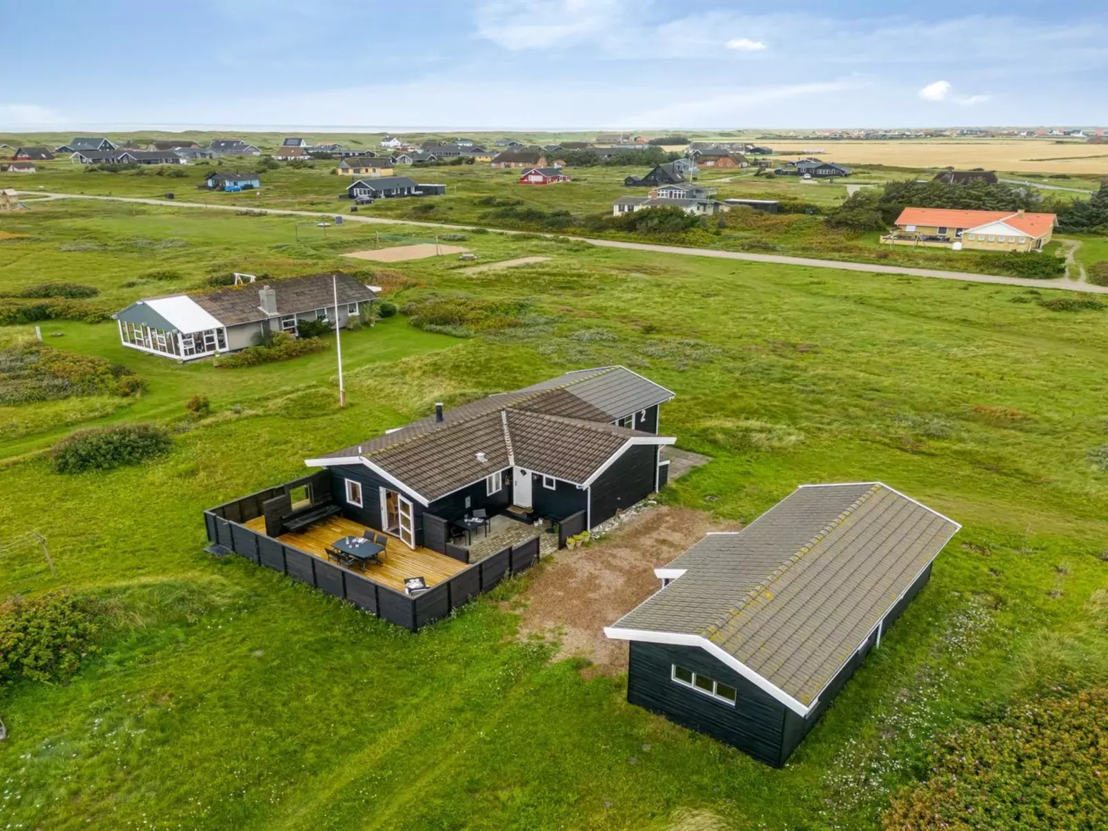 "Viveka" - 500m from the sea-Draußen