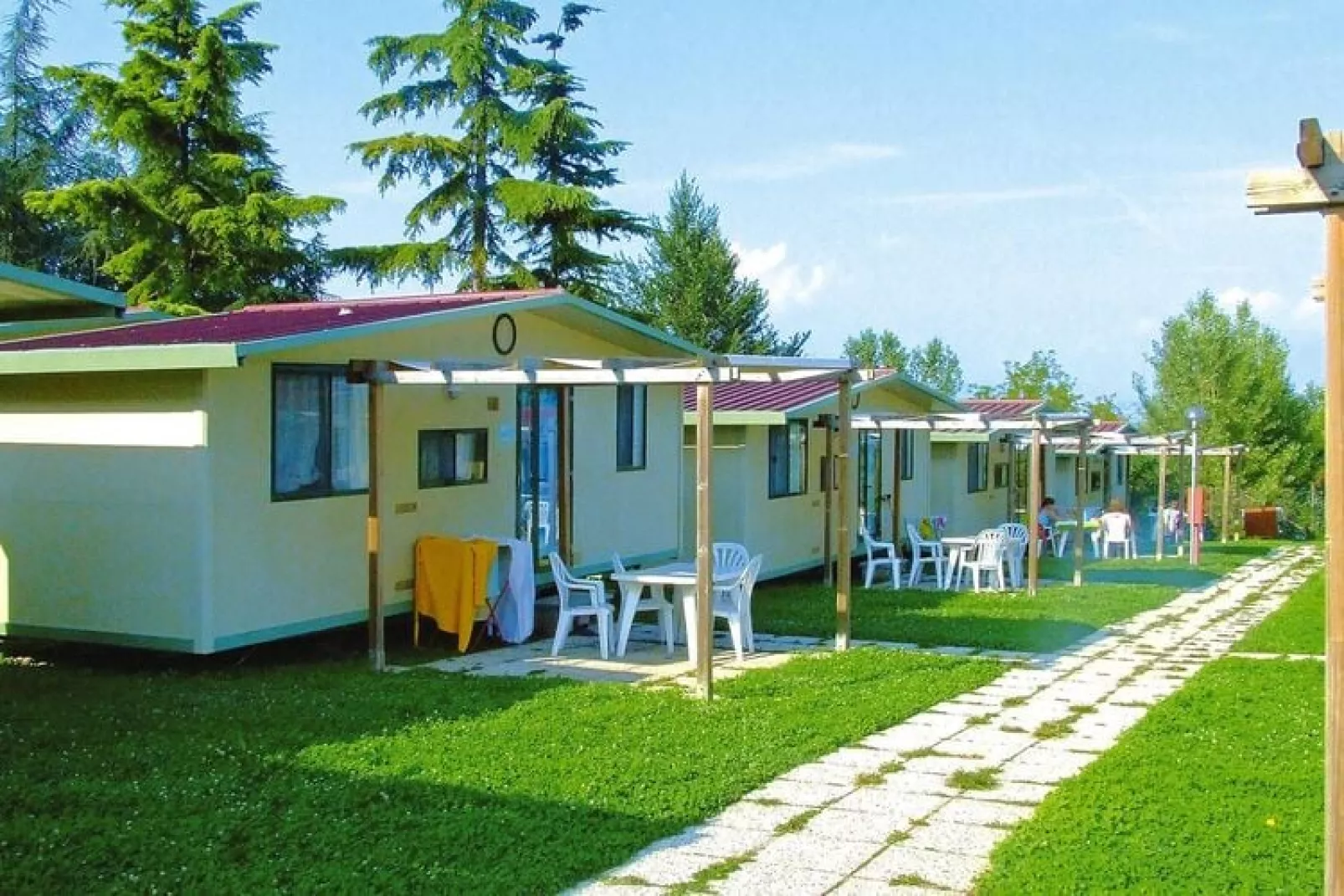 Caravanpark San Benedetto Camping Relais Peschiera / MH 4/5 / Chalet-Gardens summer