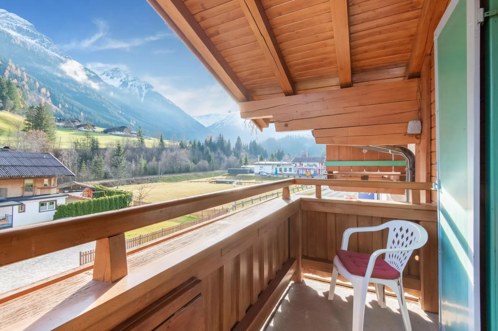 Appartement Zillertal Alpen E-Terrace balcony