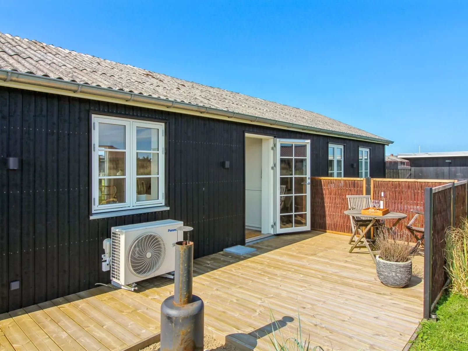 "Sanni" - 225m from the sea-Outside