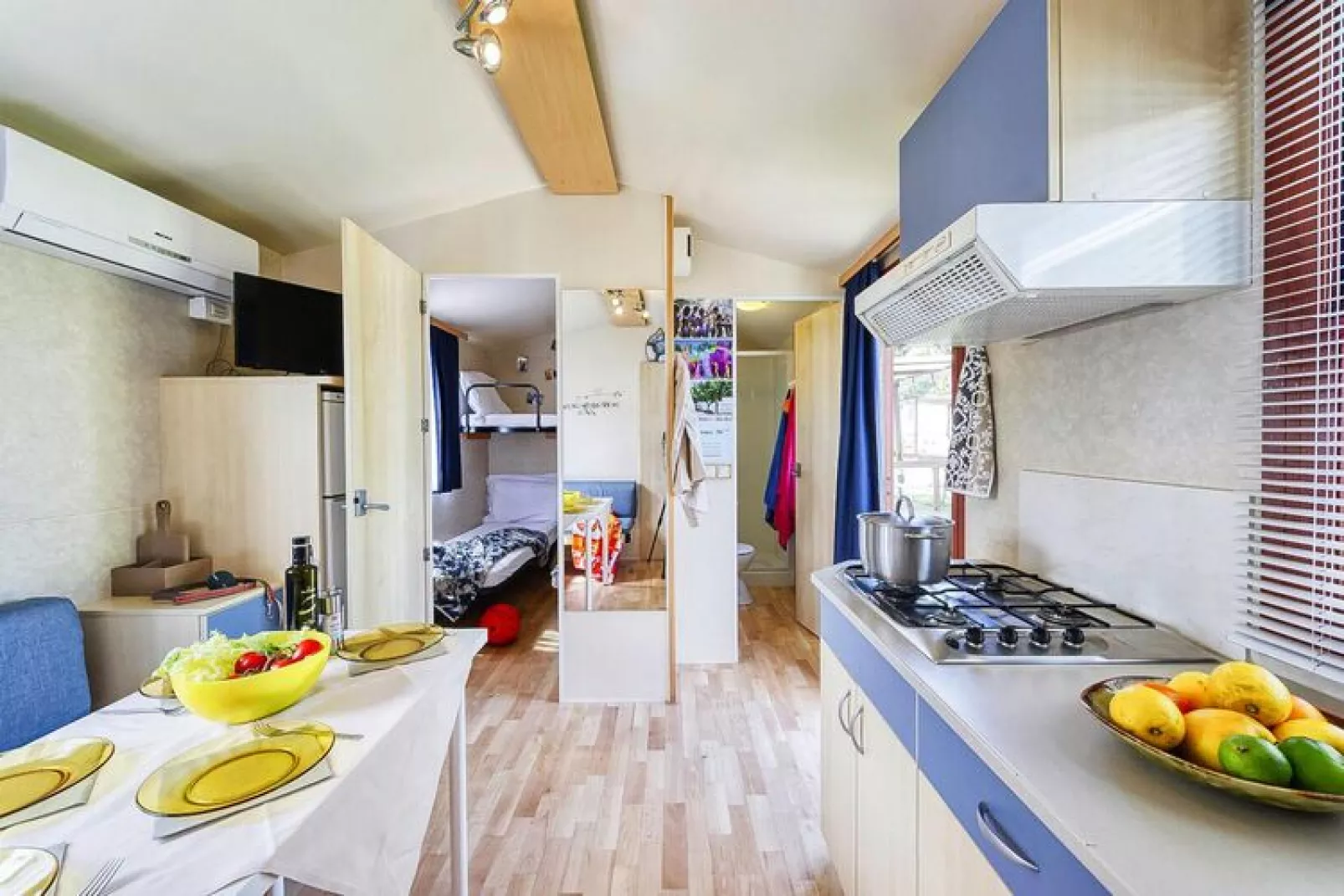 Caravanpark San Benedetto Camping Relais Peschiera / MH 4/5 / Chalet-Kitchen