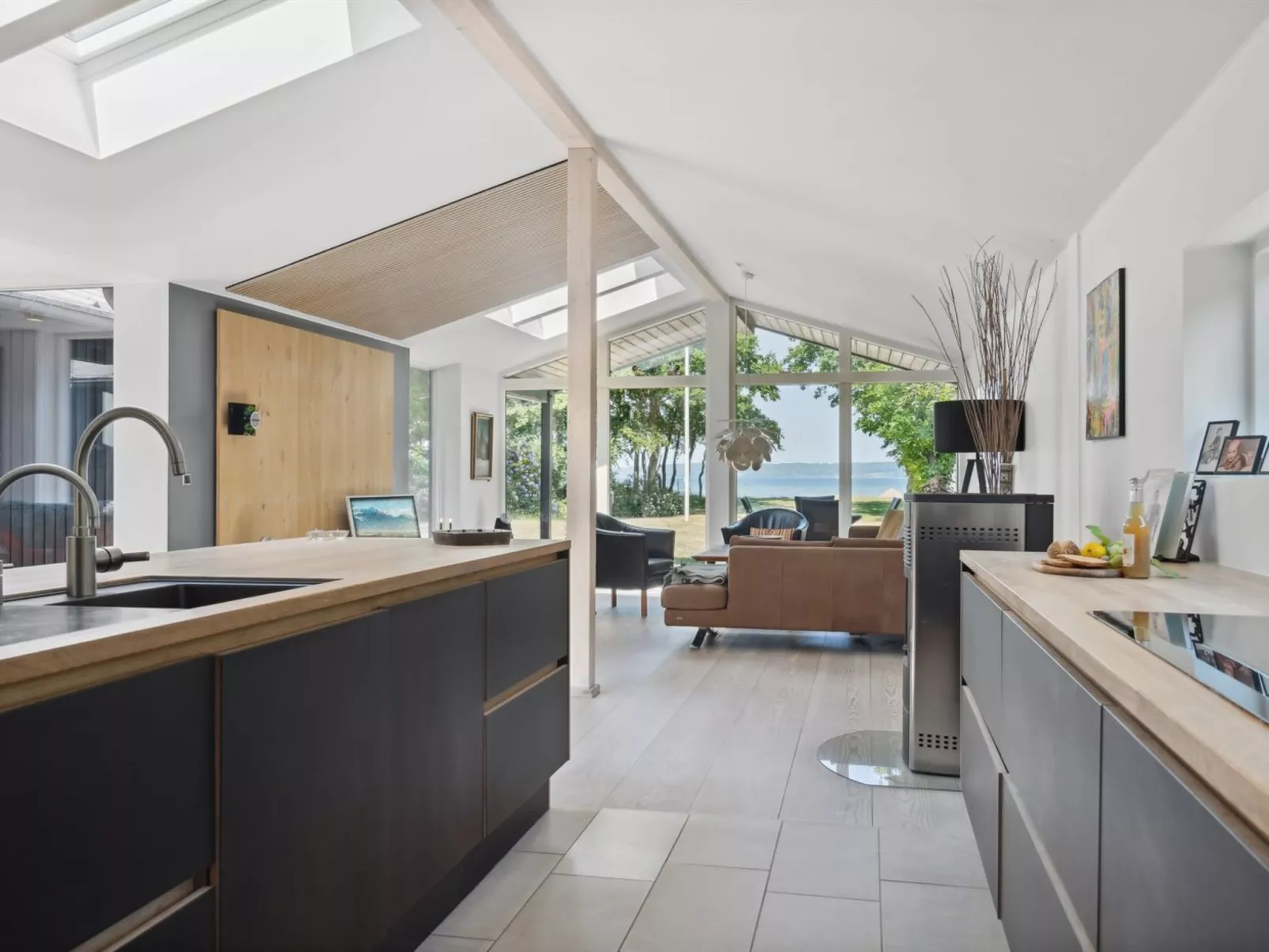 "Kennet" - 30m from the sea-Dedans