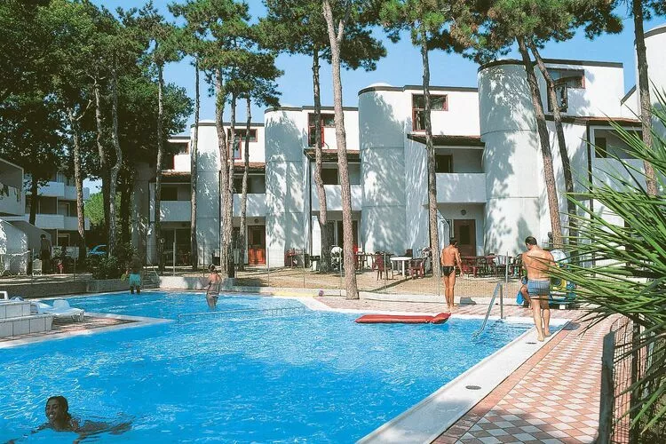 Holiday Village in Ligano-Sabbiadoro - TIPO E-9-Exterior summer