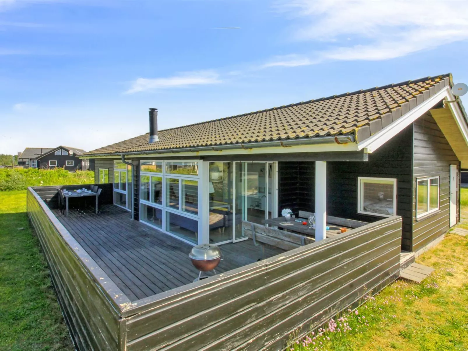 "Heidy" - 450m from the sea-Outside