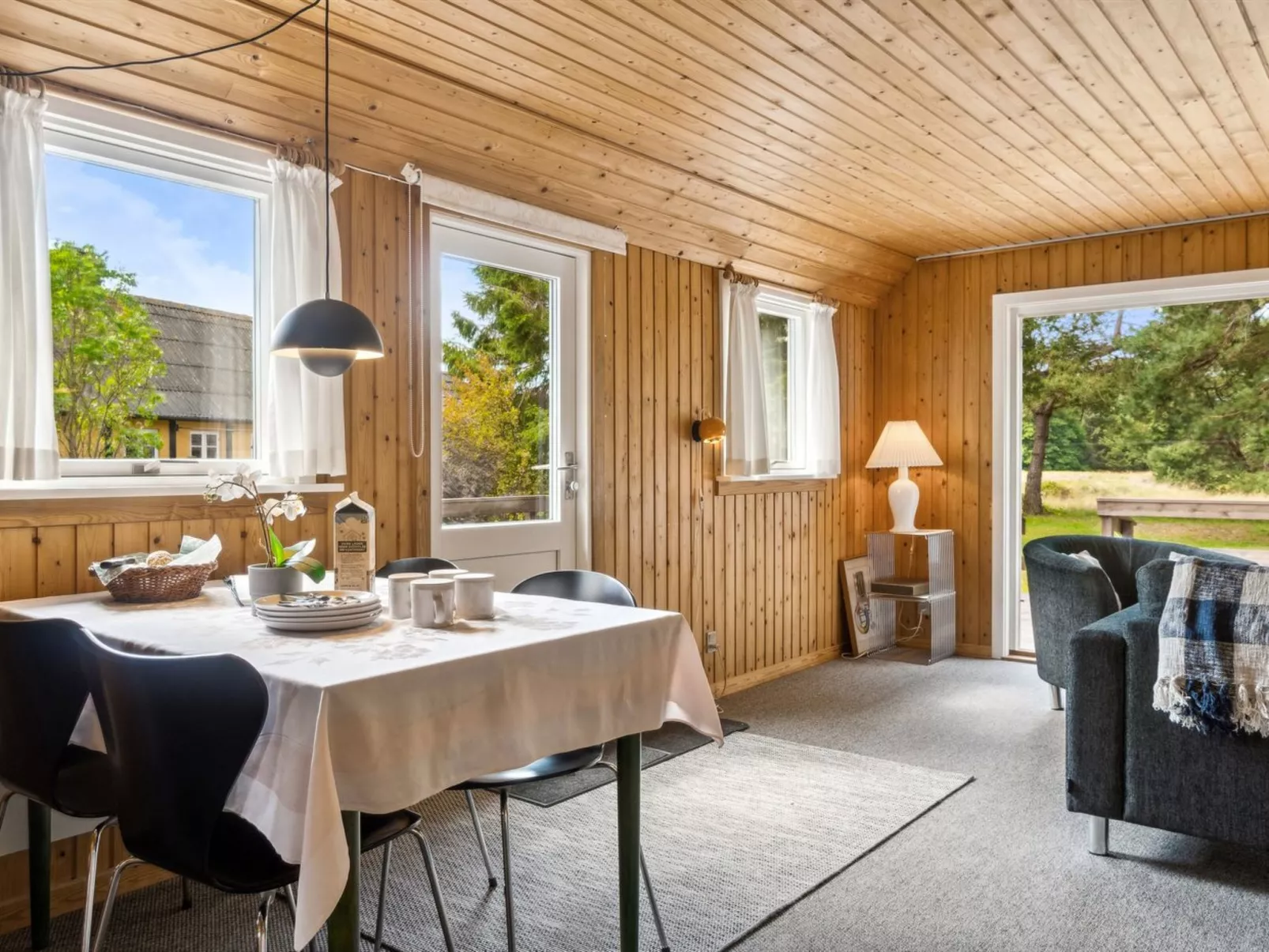 "Hillmari" - 650m from the sea-Inside
