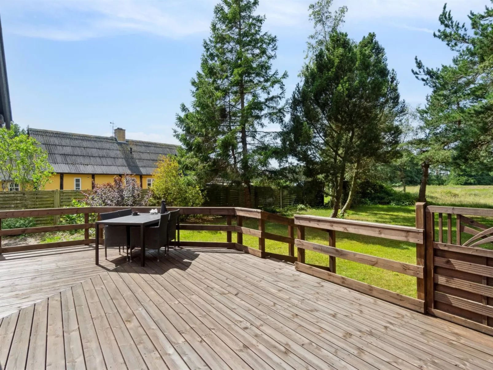 "Hillmari" - 650m from the sea-Outside