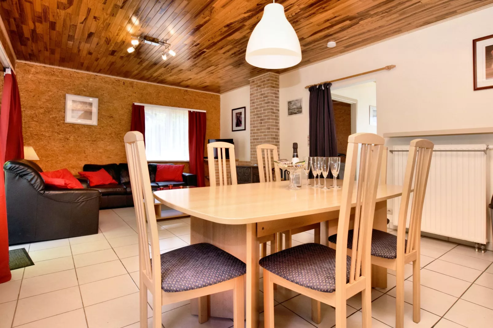 Masblette-Dining room