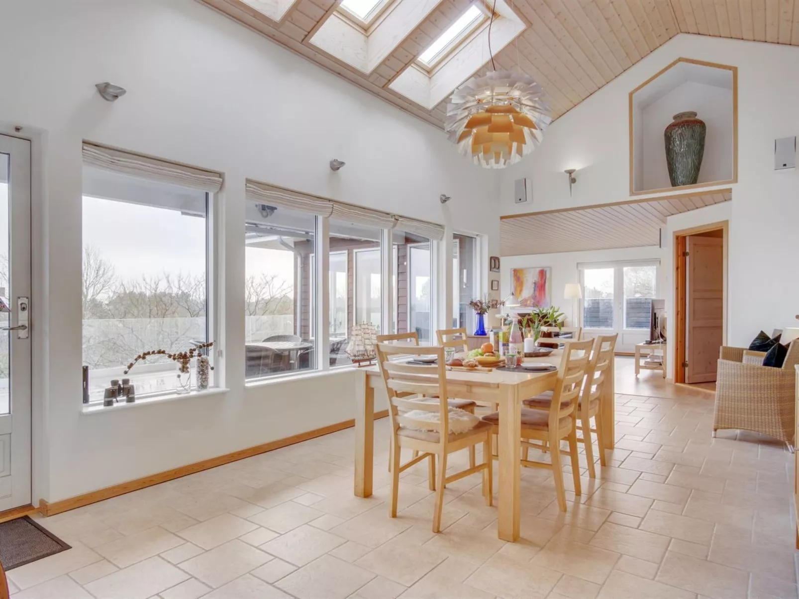 "Sahid" - 20m from the sea-Drinnen