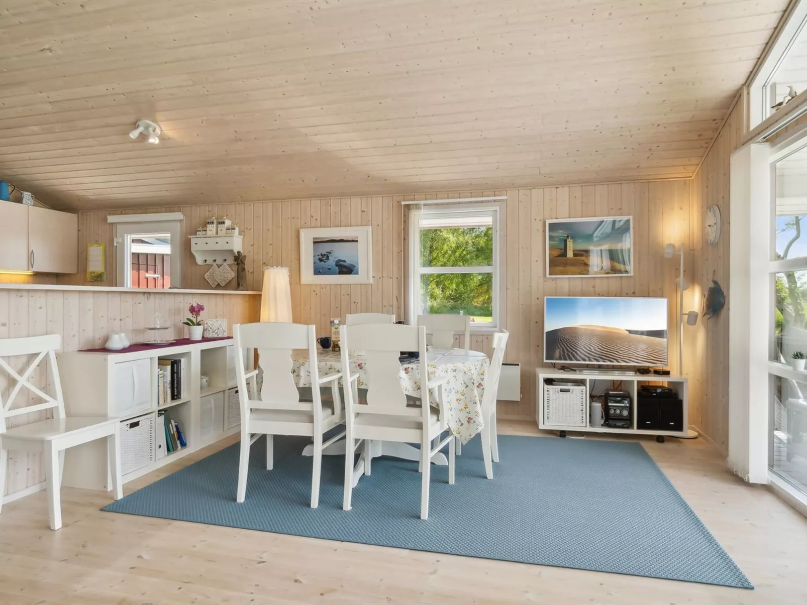 "Blondine" - 1.4km from the sea-Drinnen
