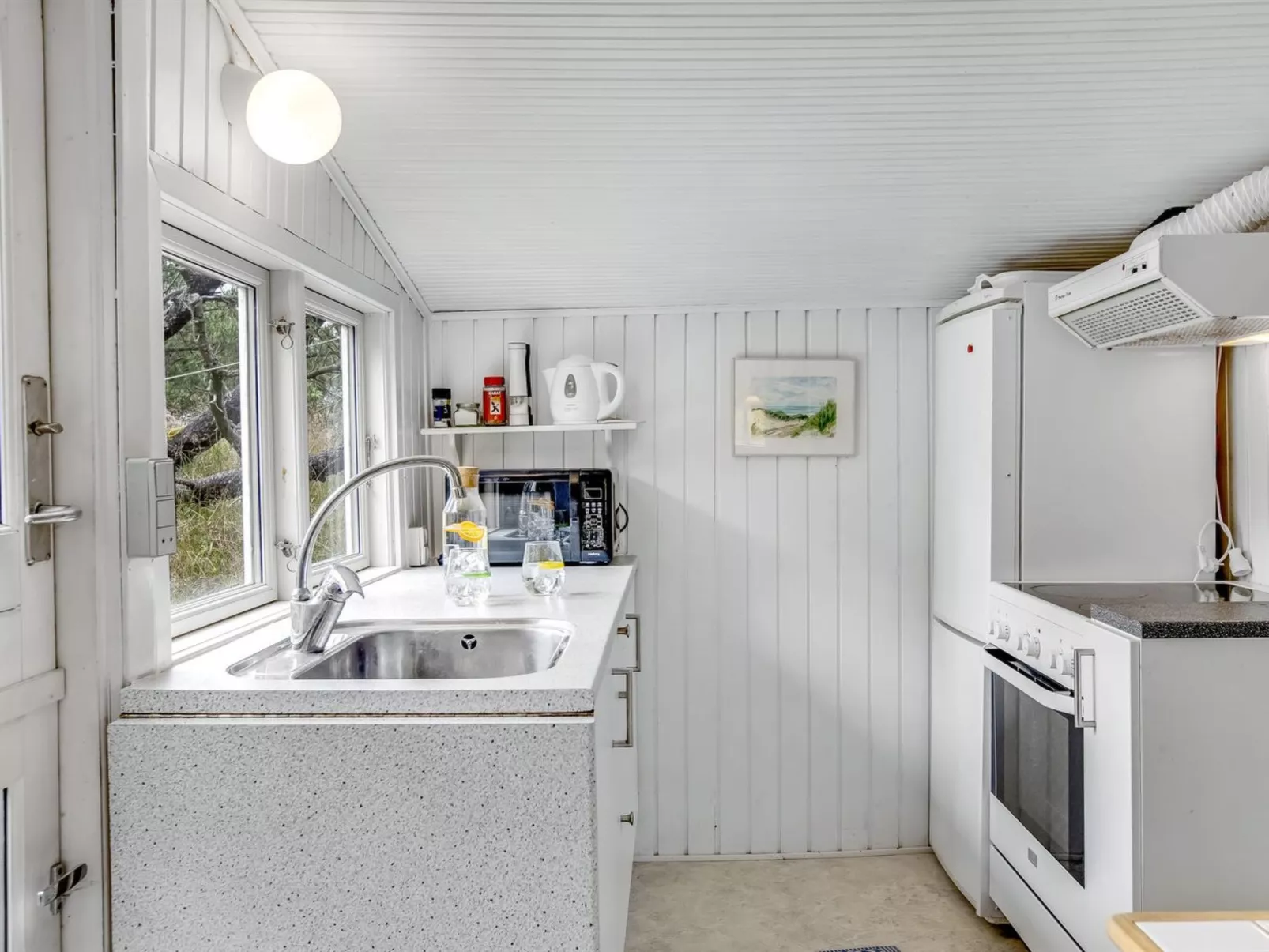 "Gaelle" - 800m from the sea-Inside