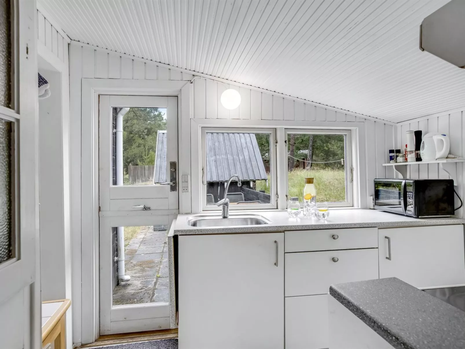 "Gaelle" - 800m from the sea-Inside