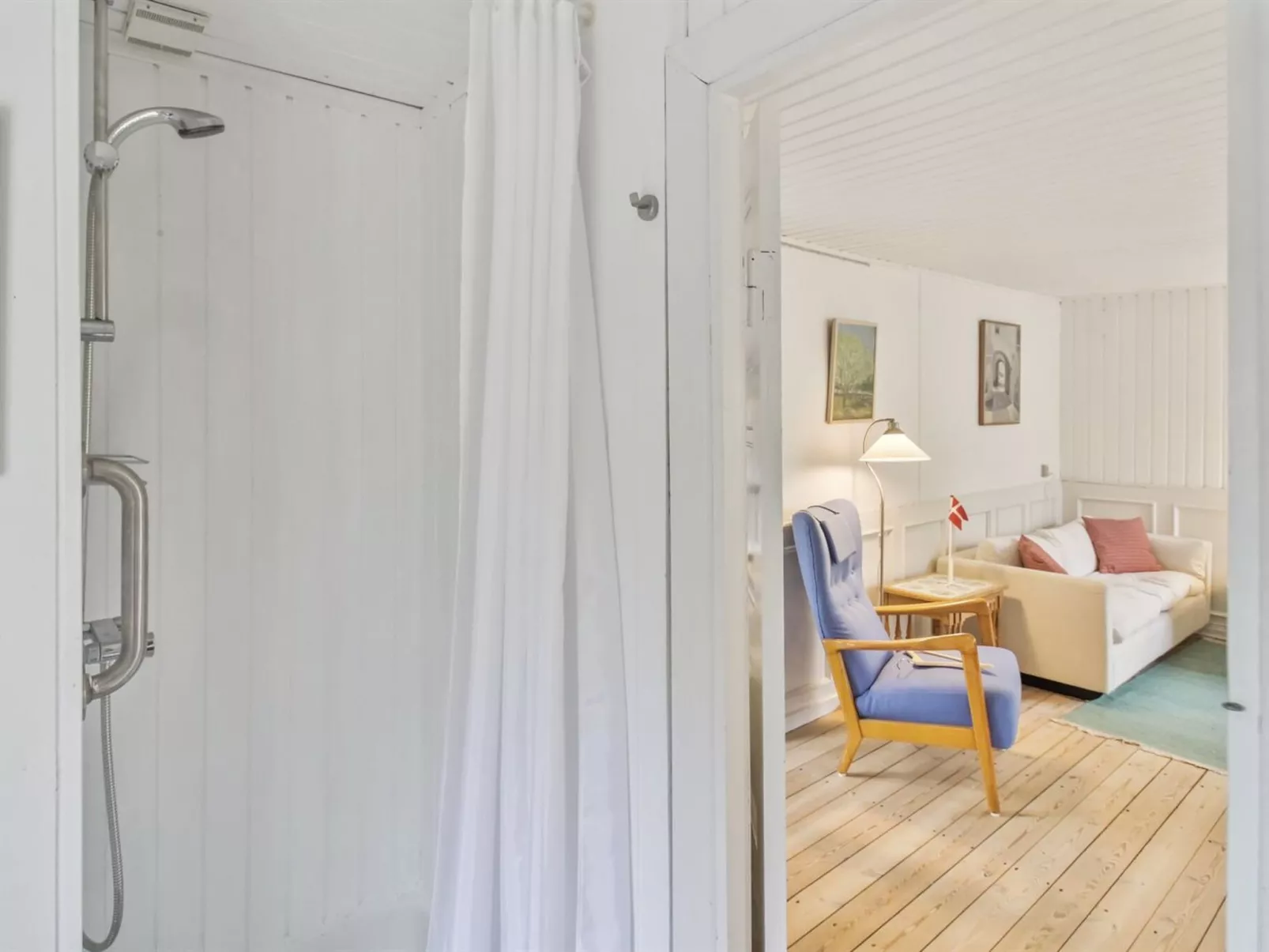 "Gaelle" - 800m from the sea-Inside