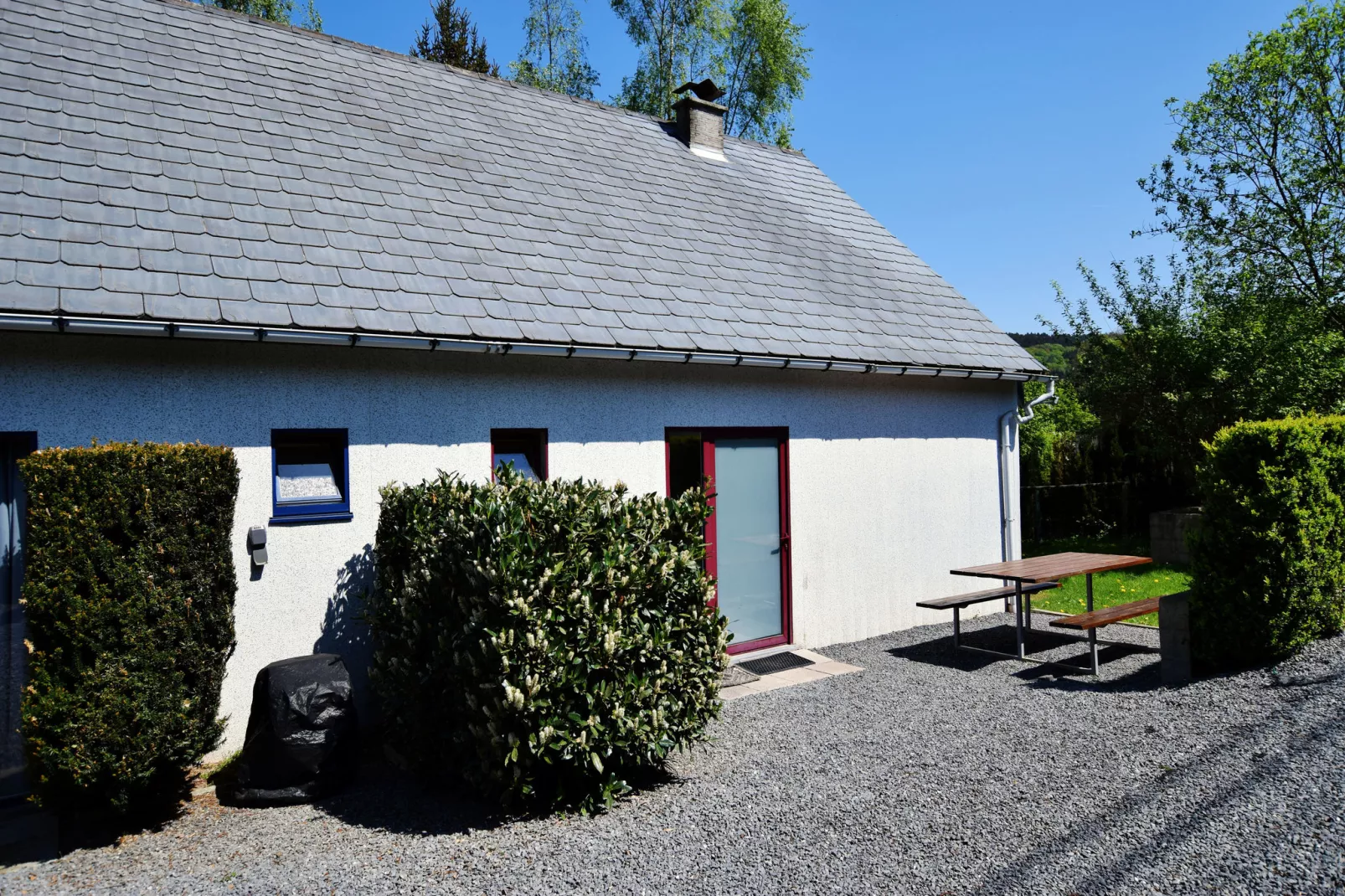 Masblette-Exterior summer