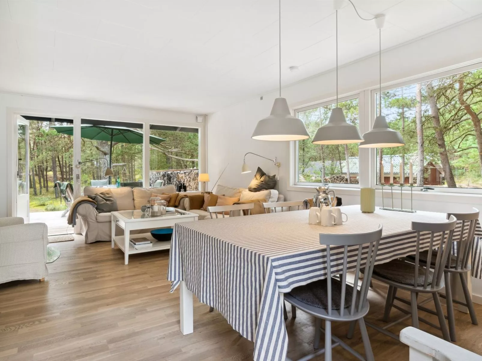 "Alita" - 300m from the sea-Inside
