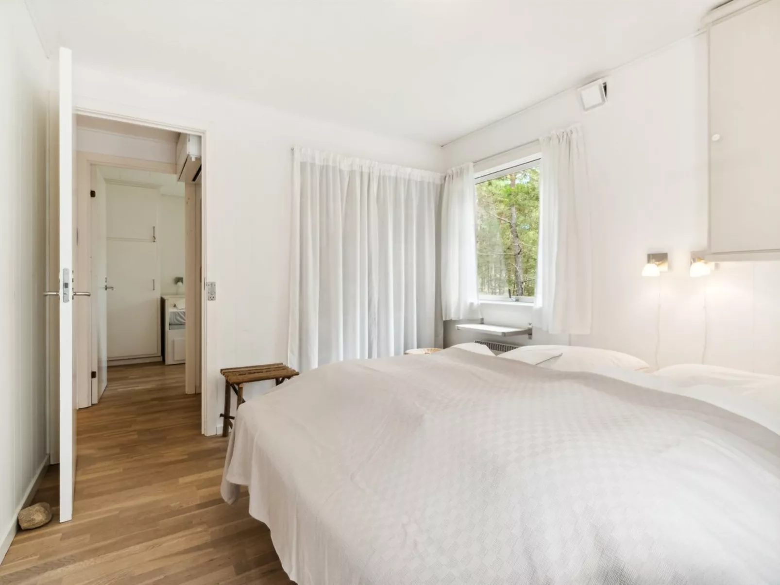 "Alita" - 300m from the sea-Inside
