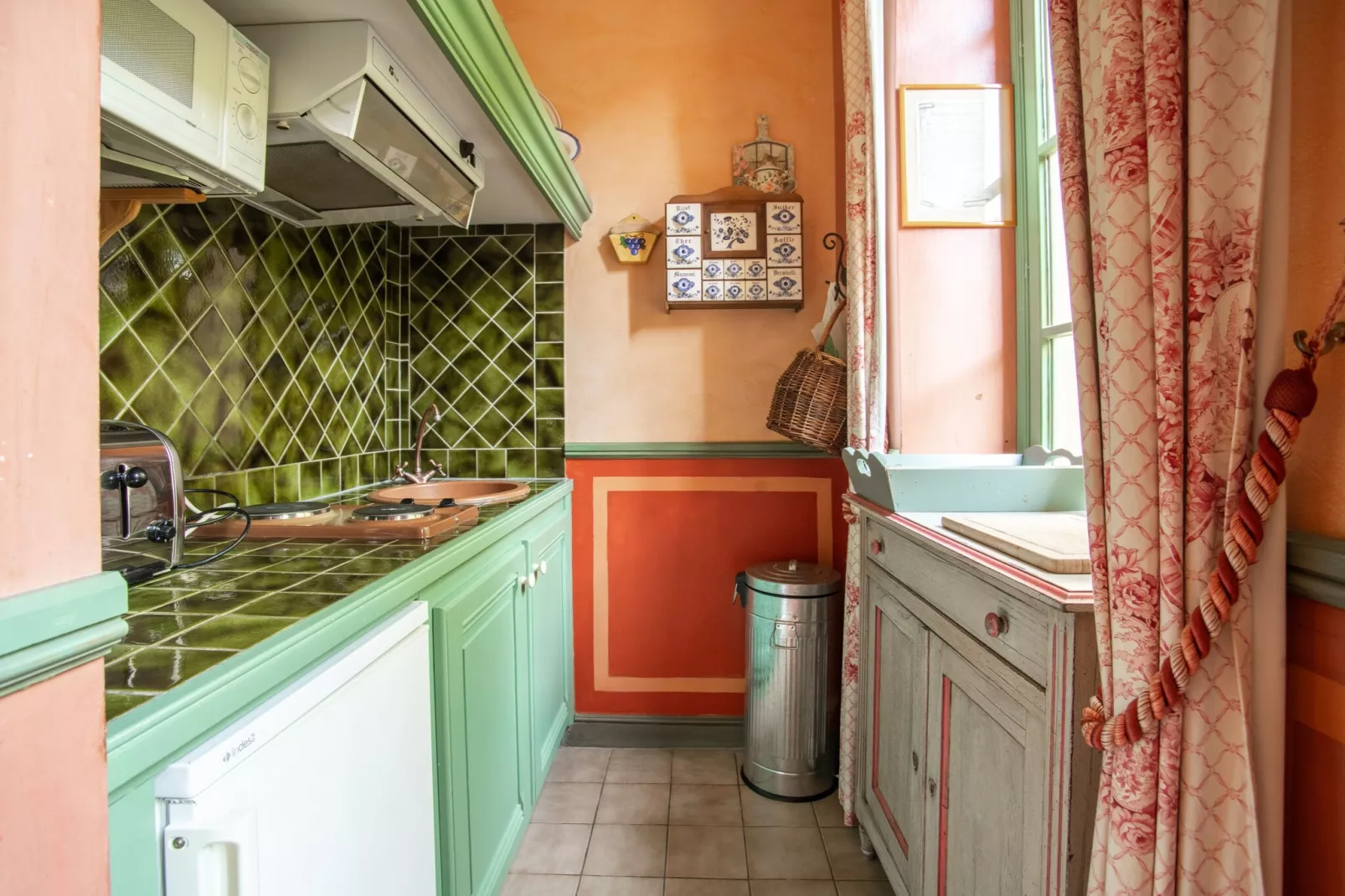 Au château près du Ventoux III-Kitchen