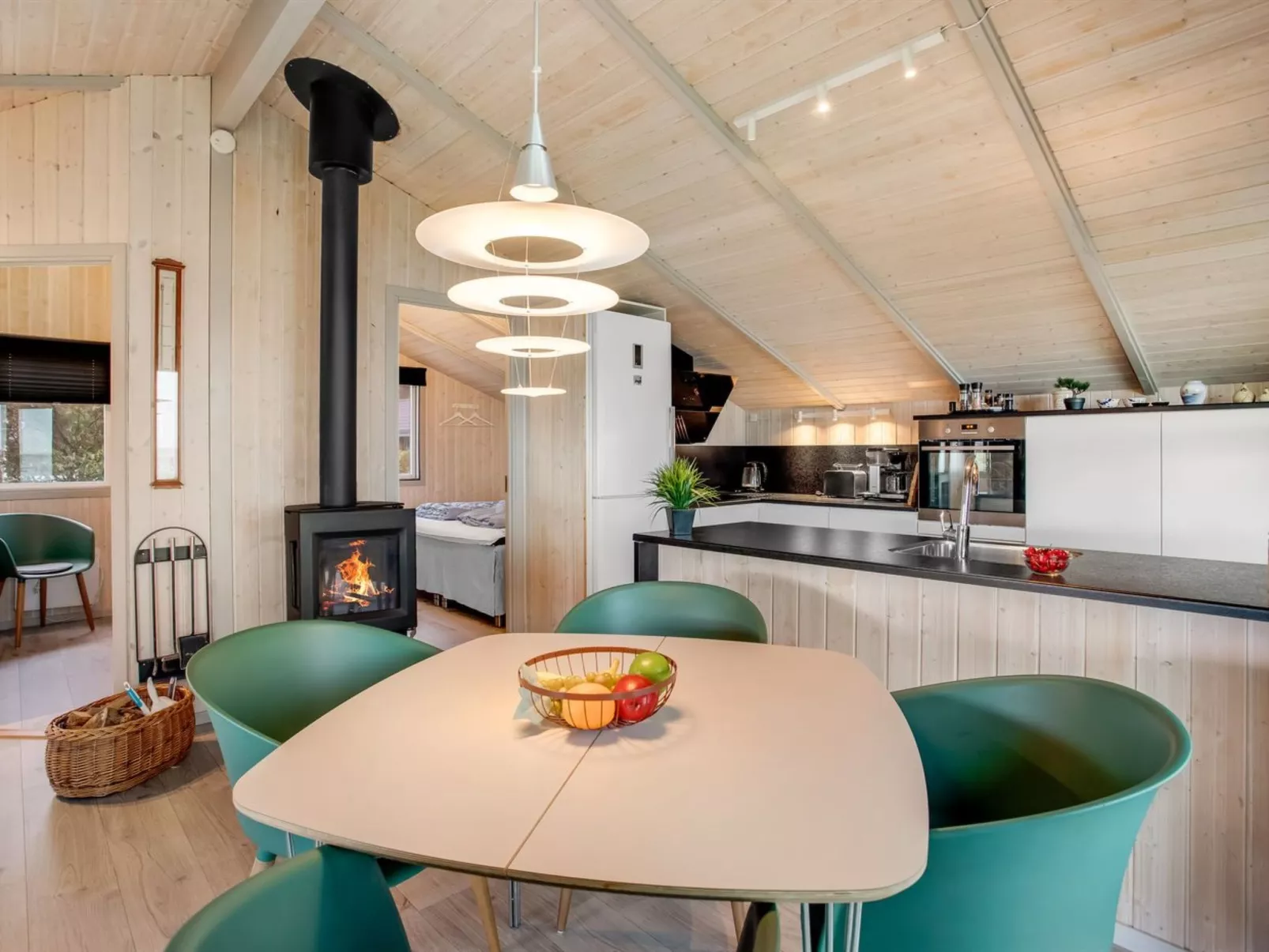 "Holmwith" - 50m from the sea-Inside
