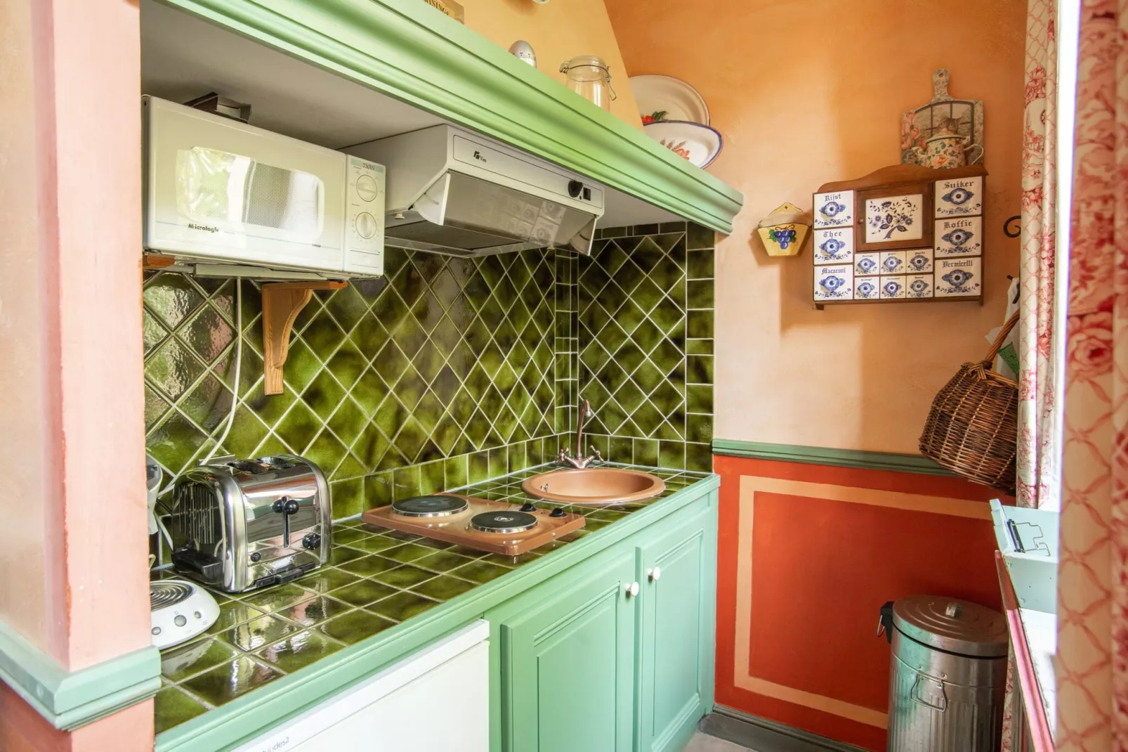 Au château près du Ventoux III-Kitchen