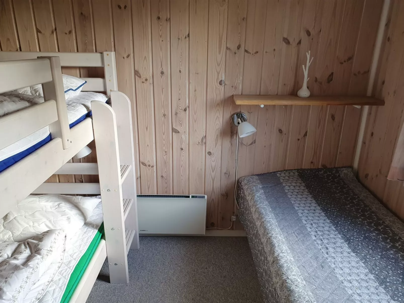 "Fenja" - 1.2km from the sea-Inside