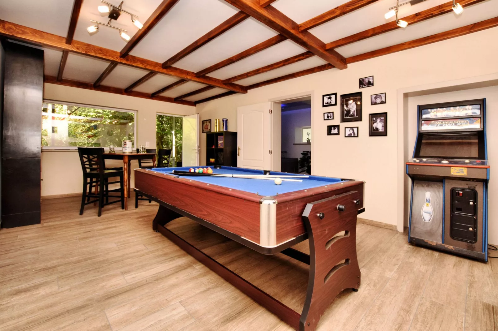 Masblette-Recreation room
