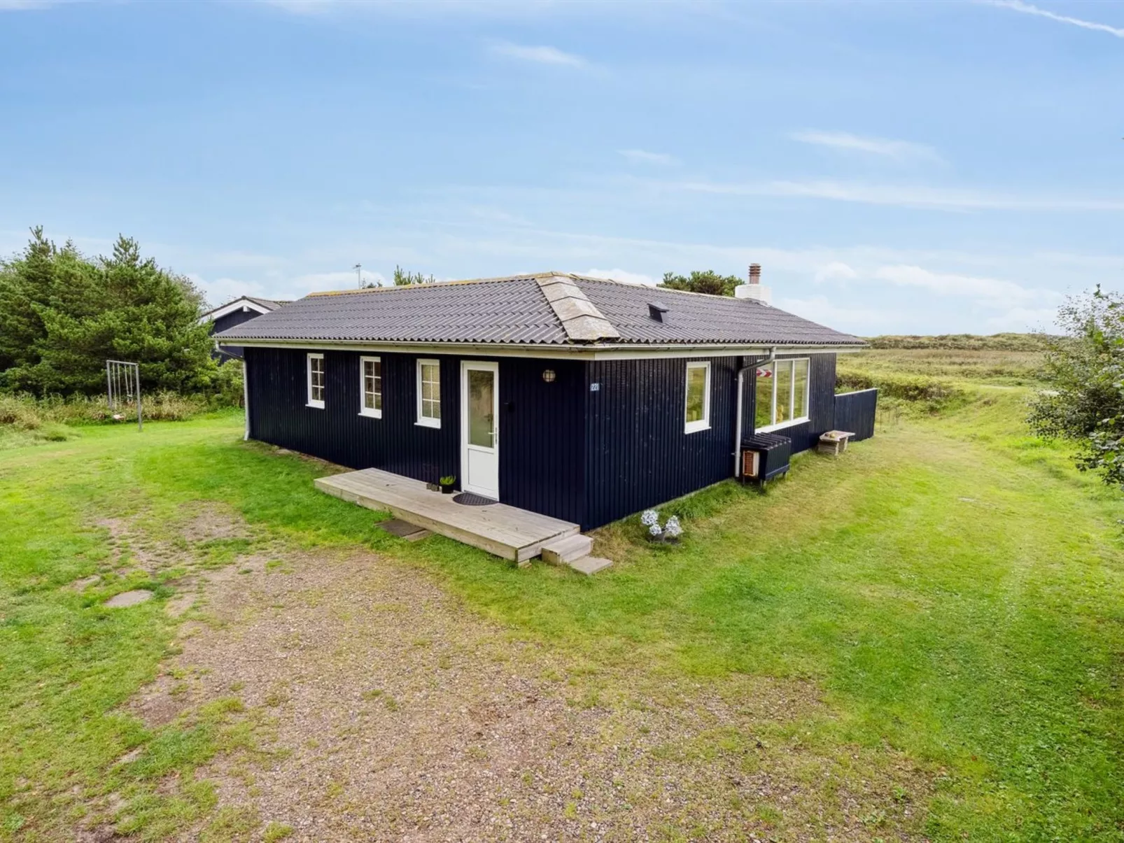 "Swana" - 550m from the sea-Outside